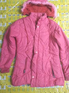 Woman Jacket in pink colour.