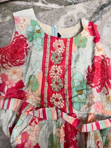 Floral Print Sleeveless Maxi Dress