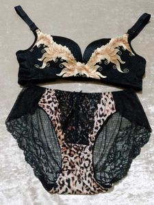 Black & Gold Lingerie Set
