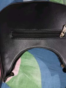 Black Shoulder Bagg