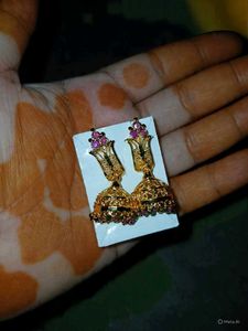 Earings 1 Pair Only