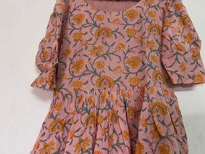 Floral Bullon Sleeves Kurti