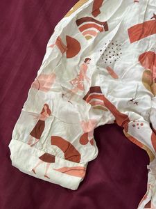 Patterned Short Sleeve Blouse