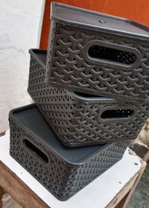 Plastic Medium Size Basket With Lid