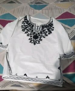 🤍Three-Quarter Sleeves Embroidered Short Kurti🖤
