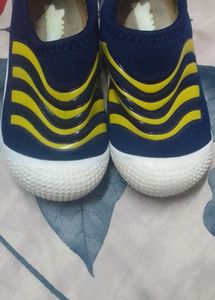 Shoe