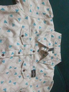 Triangle Patterned Crop Top