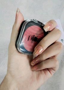 Plum Cheeka-boo Blush
