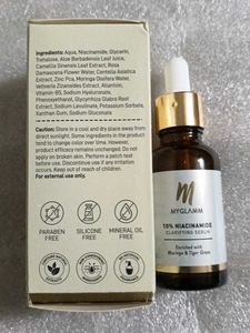 MyGlamm 10% Niacinamide Clarifying Serum