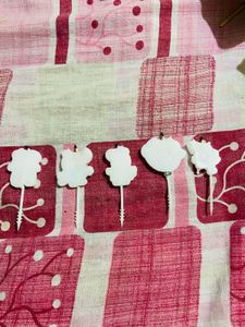 Party Hats &amp; Peppa Pig Cake Toppers