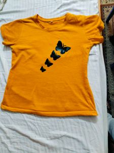 Tshirt&amp; Trousers Combo With Freebies