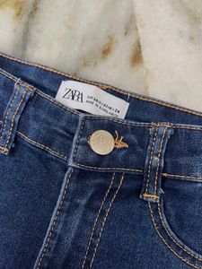Zara HIGH RISE Skinny Jegging Jeans Size EUR 34