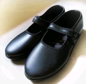 ODYSSIA Girls Synthetic Leather Black Velcro Shoes