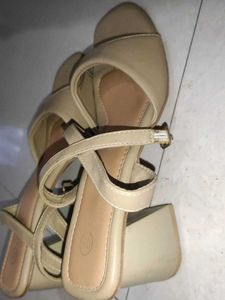 Elegant Beige Sandals