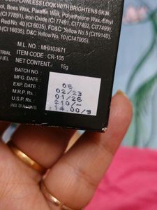 Combo Of Concealer And Lip Liners