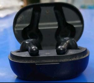 Wireless Earbuds with Charging Case