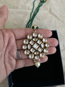 Classy Kundan Jewellery Set