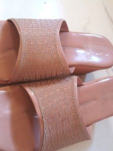 Sandal