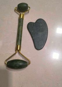 Jade Roller and Gua Sha Set