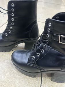 Black Platform Heel Boots