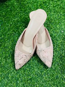 beautiful pointed Branded 👠 fixed price