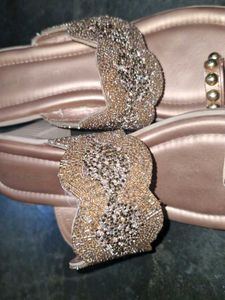 Elegant Gold Toe Ring Flats