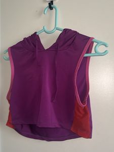 Sleeveless Crop Top Hoodie