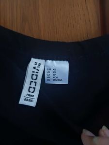 H&amp;M black strappy top