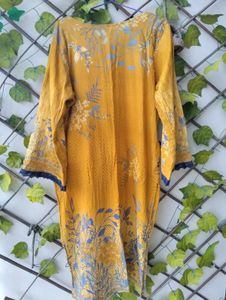 Mustard Kurta With Embroidery