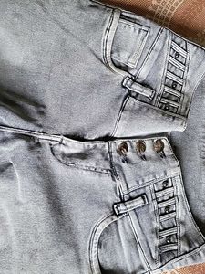 Beautiful &amp;Stylish Grey Denim jeans 🩶