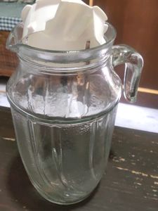 Yera Glass Jug With Lid