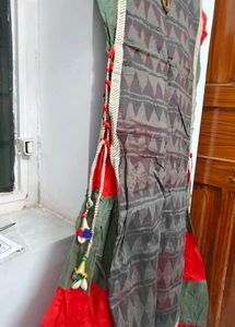 Round kurta with straight cut