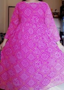 Women Pink Bandhani Style Gown