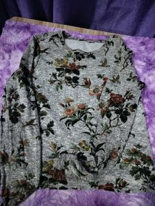Floral Woolen Top (Elegant And Stylish )Small Size