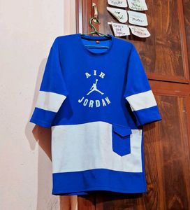 Blue&white T-shirt💙🤍