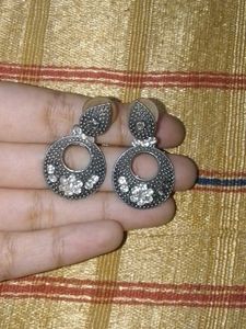 5 Beutiful 😍Beaded Hoop Earrings