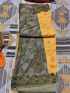 Designer Saree With Blouse