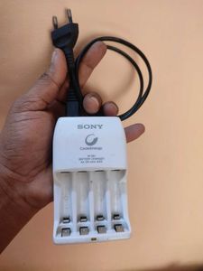 Sony Battery Charger - AA/AAA