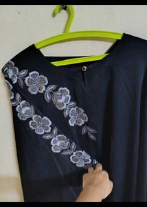 premium saudi abaya with beutiful embroidery