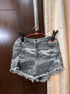HIGH WAIST MILITARY PRINT SHORTS✨
