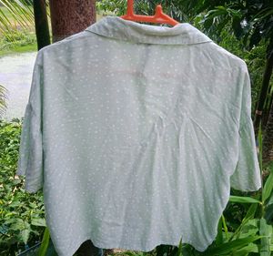 RIO Mint Green Crop Shirt
