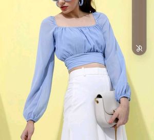Chic Blue Tie-Front Crop Top