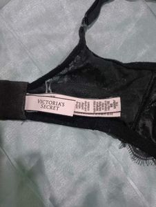 Imported Victoria&#39;s Secret Wired Bra