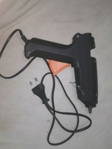 Glue Gun With 1 Stick