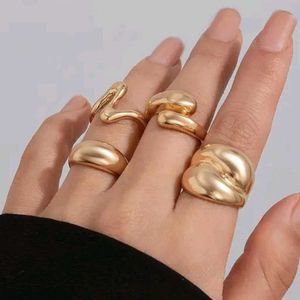Gold Ring Set - 5 Pieces