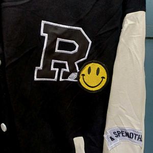 ⚫️black Varsity Jacket🎉