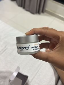 Blumora Makeup Cream