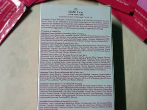 Vedic Line Cherry Blossom Facial Kit