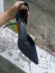Velvet Pointed Toe New Heels