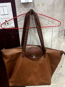 lavie tote bag